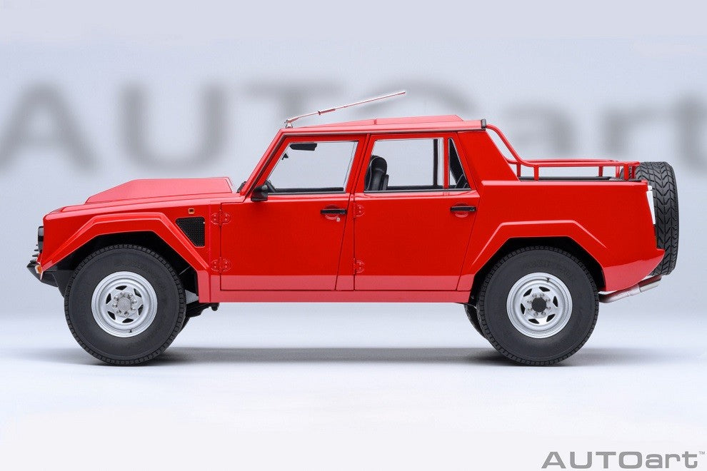 Lamborghini LM002 (Rosso Siviglia) - Autoart 1/18 - 74551 - Passion Diecast 
