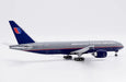 United Airlines Boeing 777-200 N777UA Battleship JC Wings 1:400 — vue arrière trois-quarts