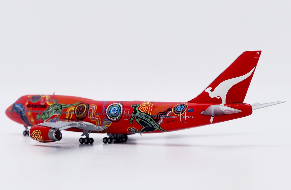 Qantas Boeing 747-400 VH-OJB Wunala Dreaming JC Wings 1:400 — rear three-quarter view